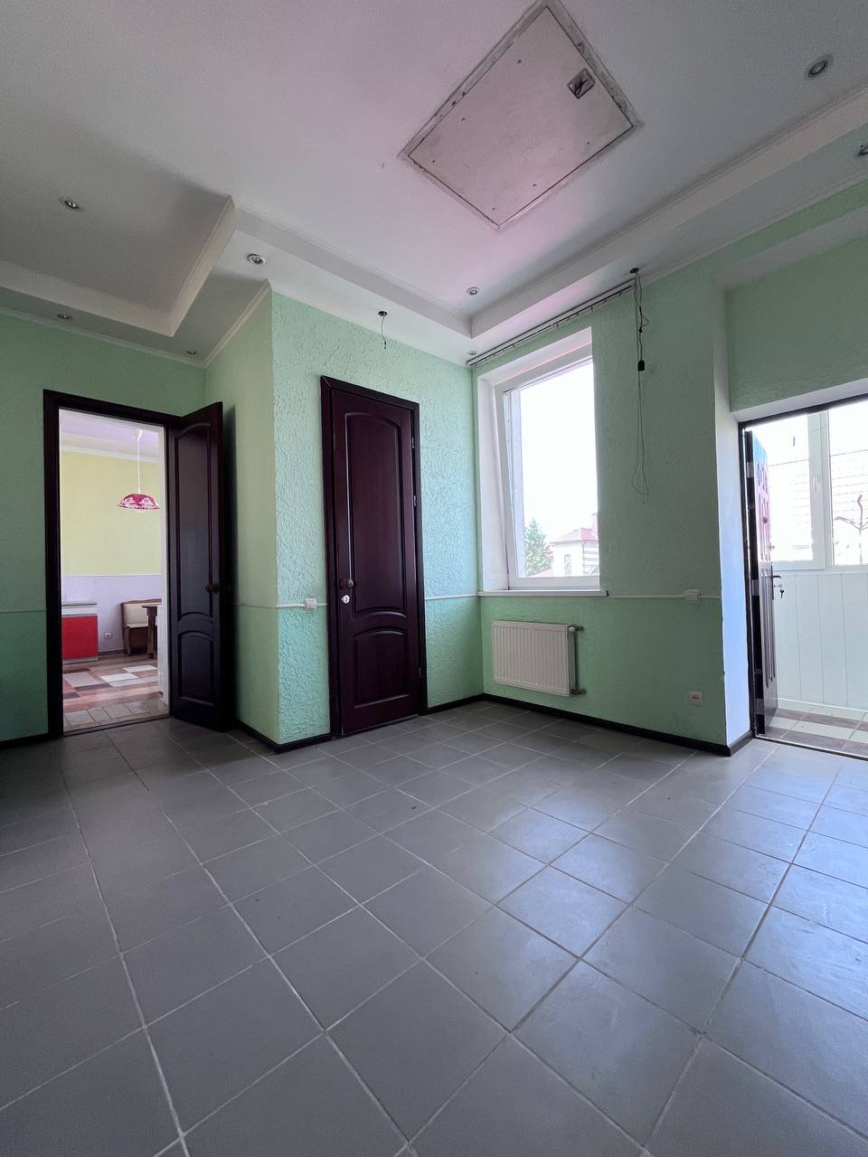 Дом на ул. Светлая (Царское село), 281 м², 180 000$ — FAKTOR