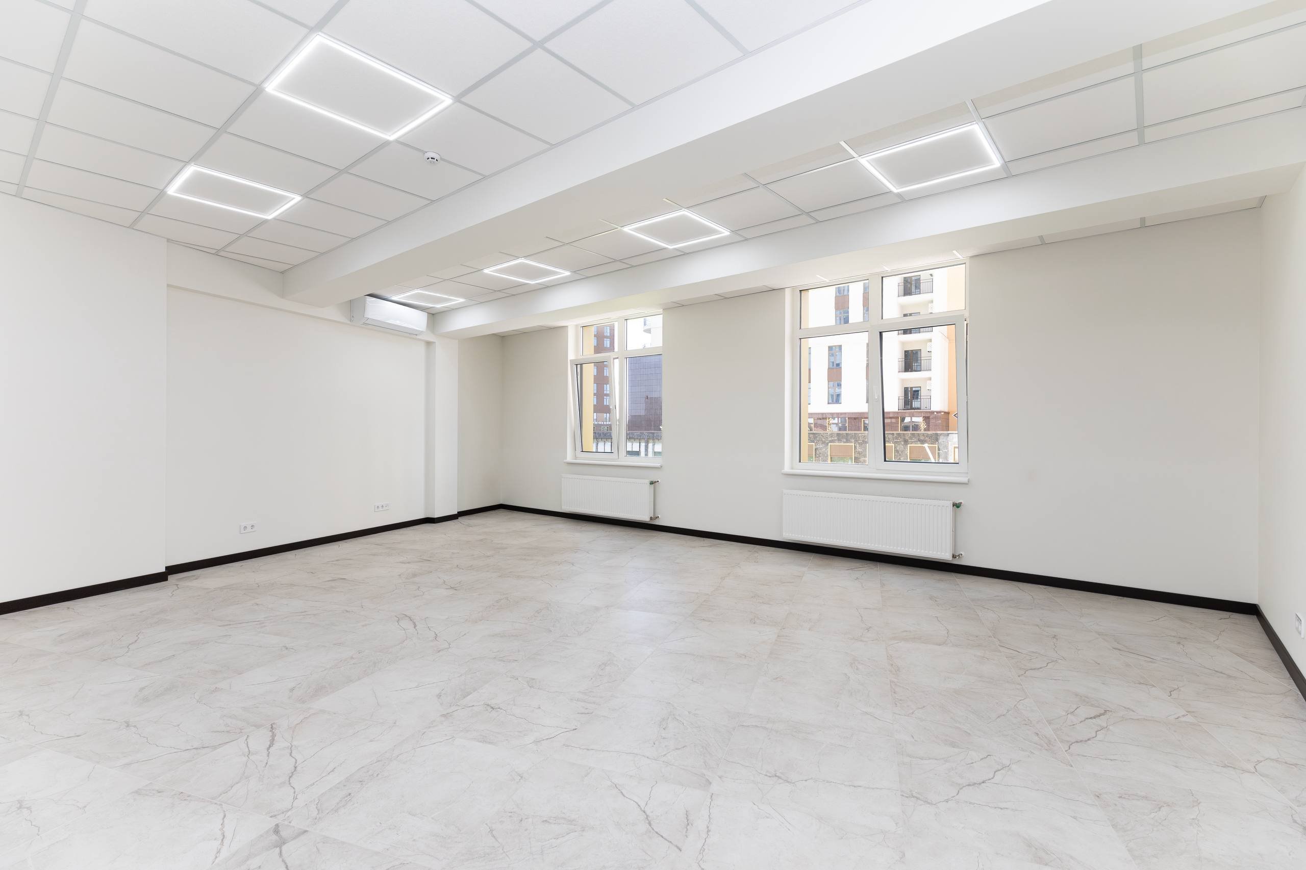 Комерційна нерухомість на вул. Краснова, 72 м², 202 440$ — FAKTOR