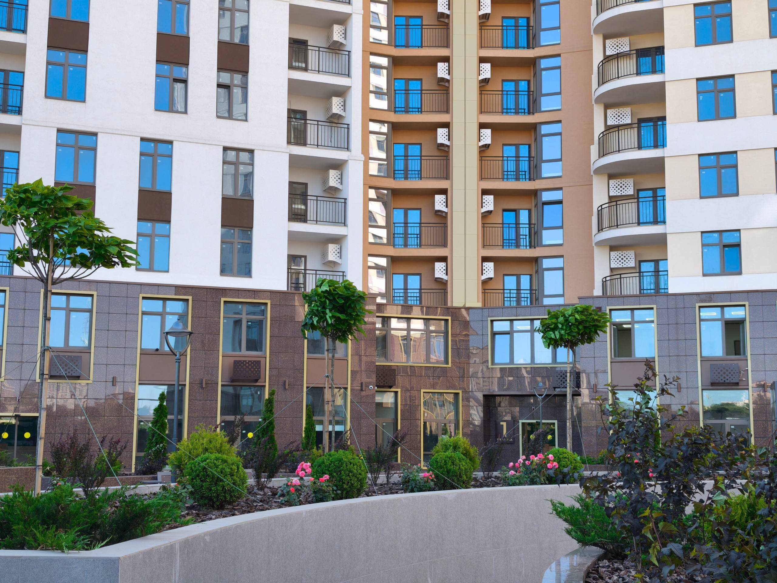 Комерційна нерухомість на вул. Краснова, 72 м², 202 440$ — FAKTOR