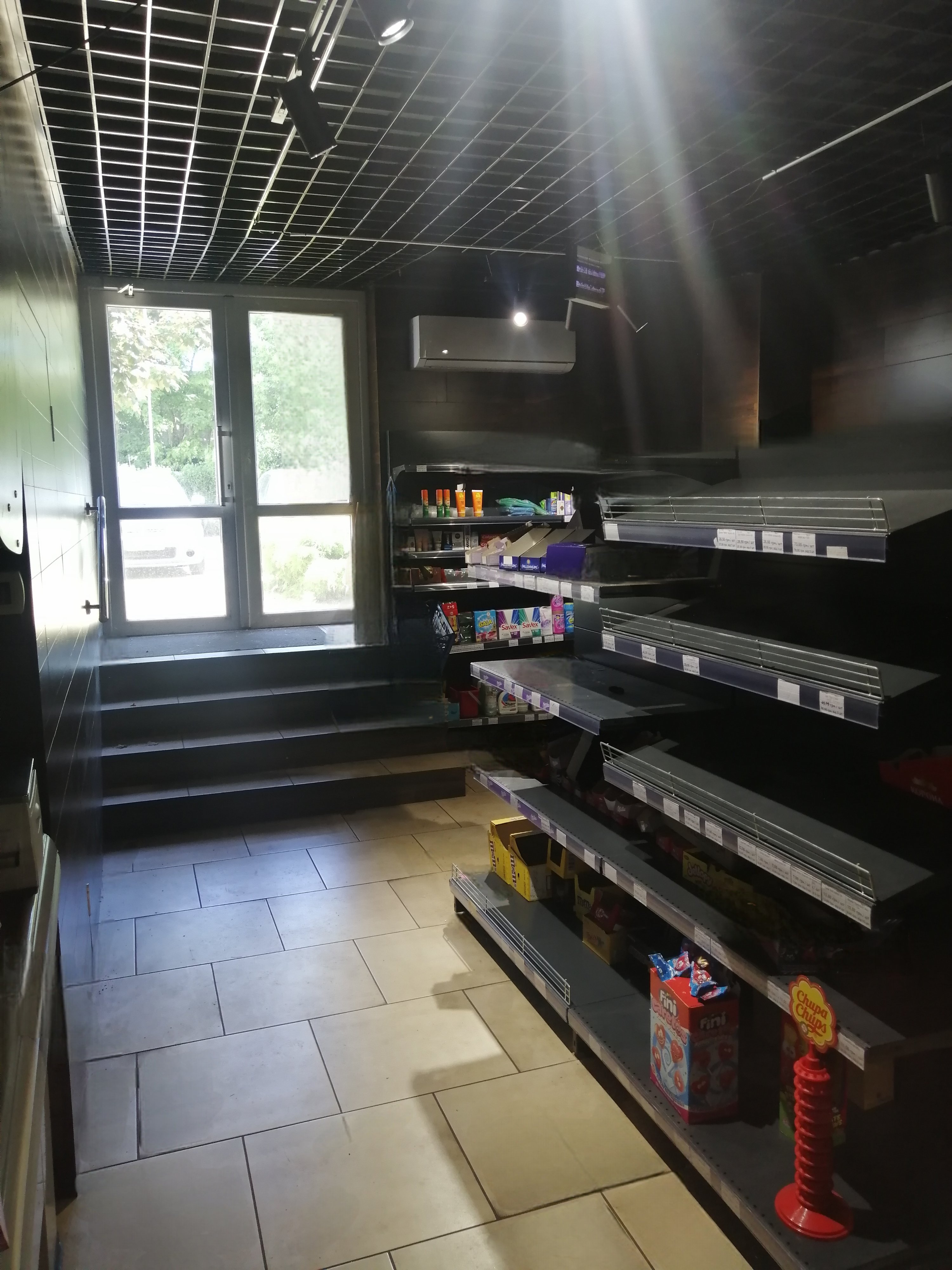 Комерційна нерухомість на вул. Дача Ковалевского, 100 м², 85 000$ — FAKTOR