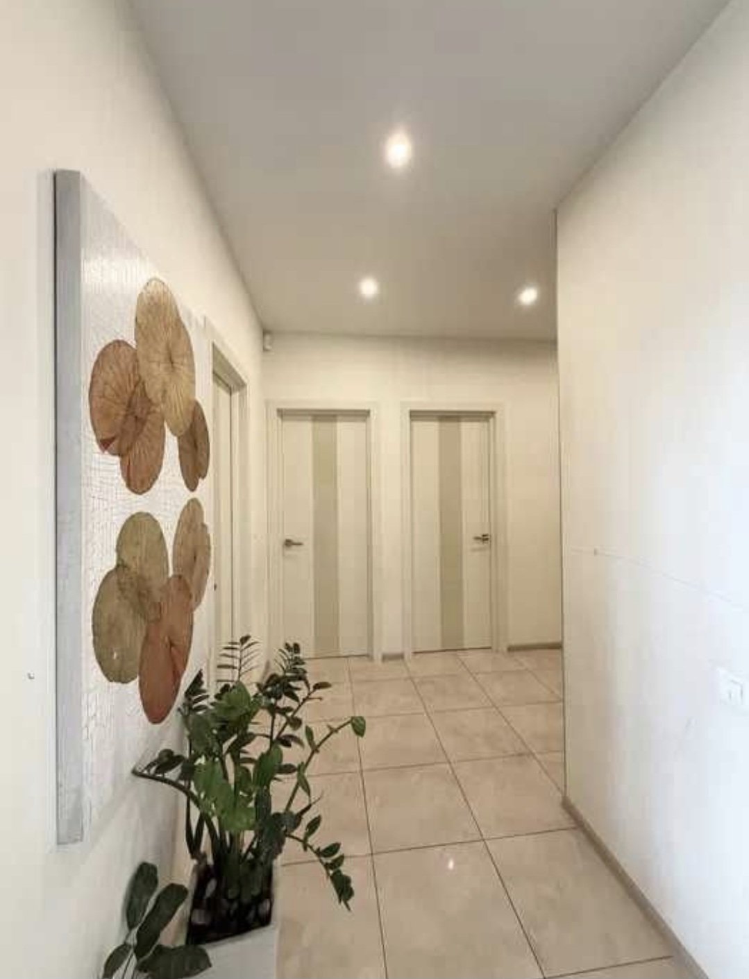 Квартира на вул. Массив Радужный, 79 м², 85 000$ — FAKTOR