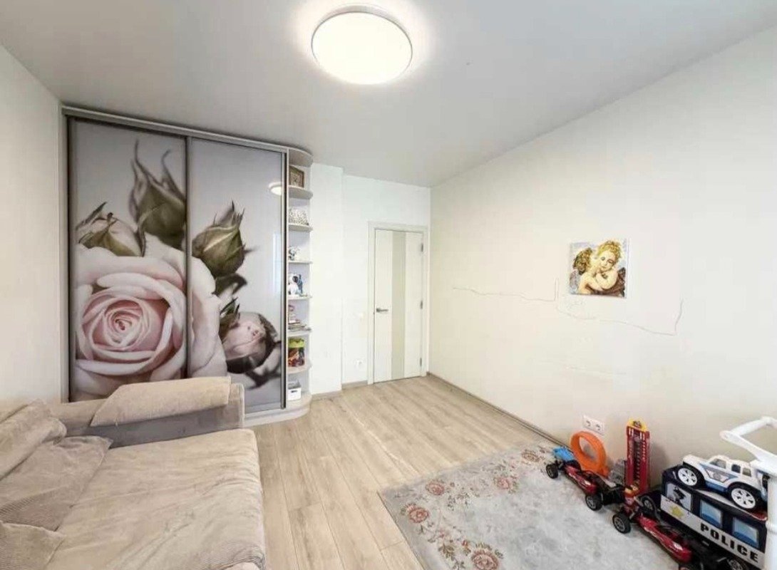 Квартира на вул. Массив Радужный, 79 м², 85 000$ — FAKTOR
