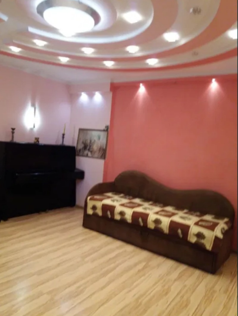 Будинок на вул. Крайняя, 240 м², 103 600$ — FAKTOR