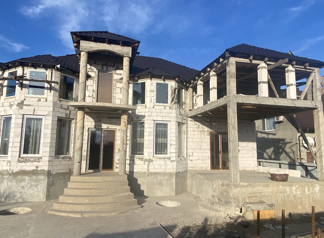 Будинок на вул. Ветеран кооп., 225 м², 80 000$ — FAKTOR