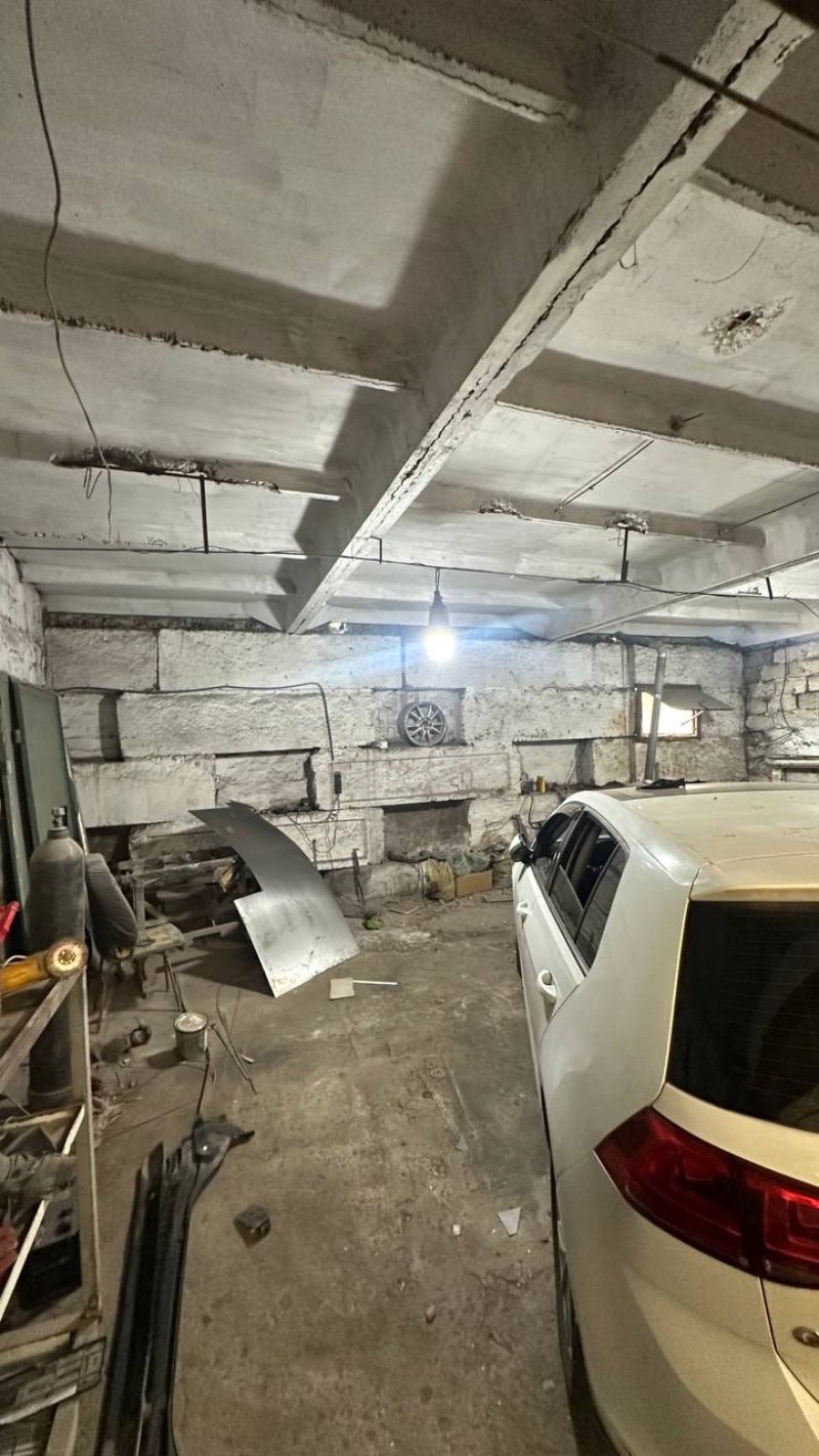 Комерційна нерухомість на вул. Паустовского, 700 м², 150 000$ — FAKTOR
