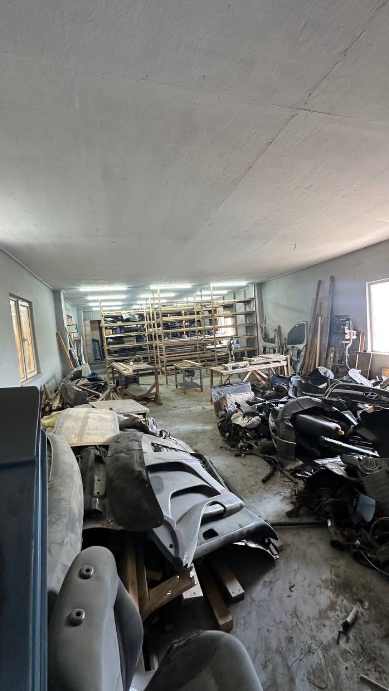 Комерційна нерухомість на вул. Паустовского, 700 м², 150 000$ — FAKTOR