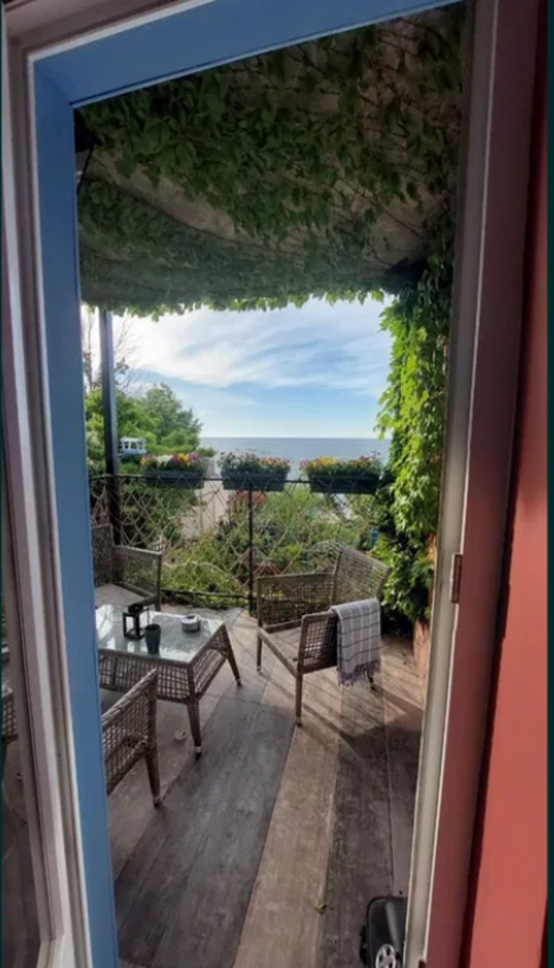Комерційна нерухомість на вул. Солнечная (Совиньон), 250 м², 400 000$ — FAKTOR