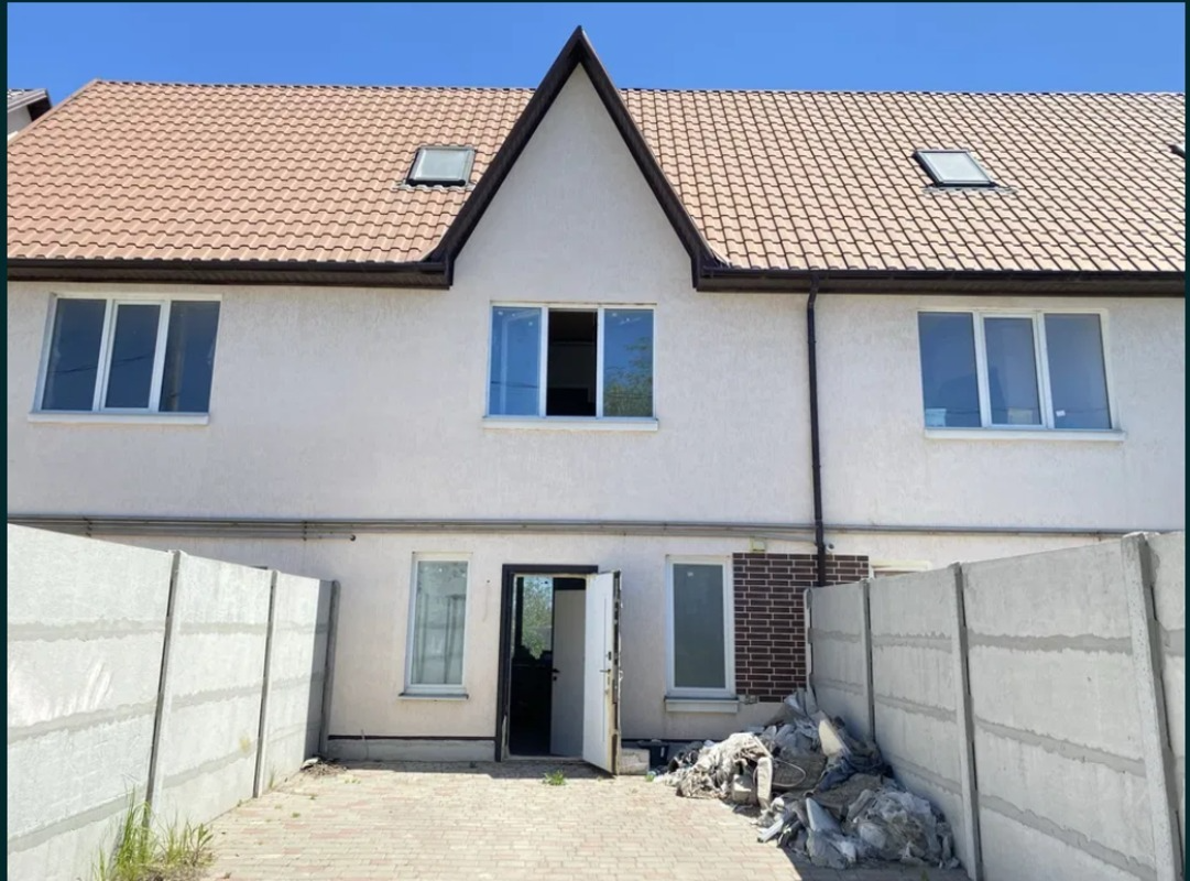 Будинок на вул. 9-й массив, 99 м², 105 000$ — FAKTOR