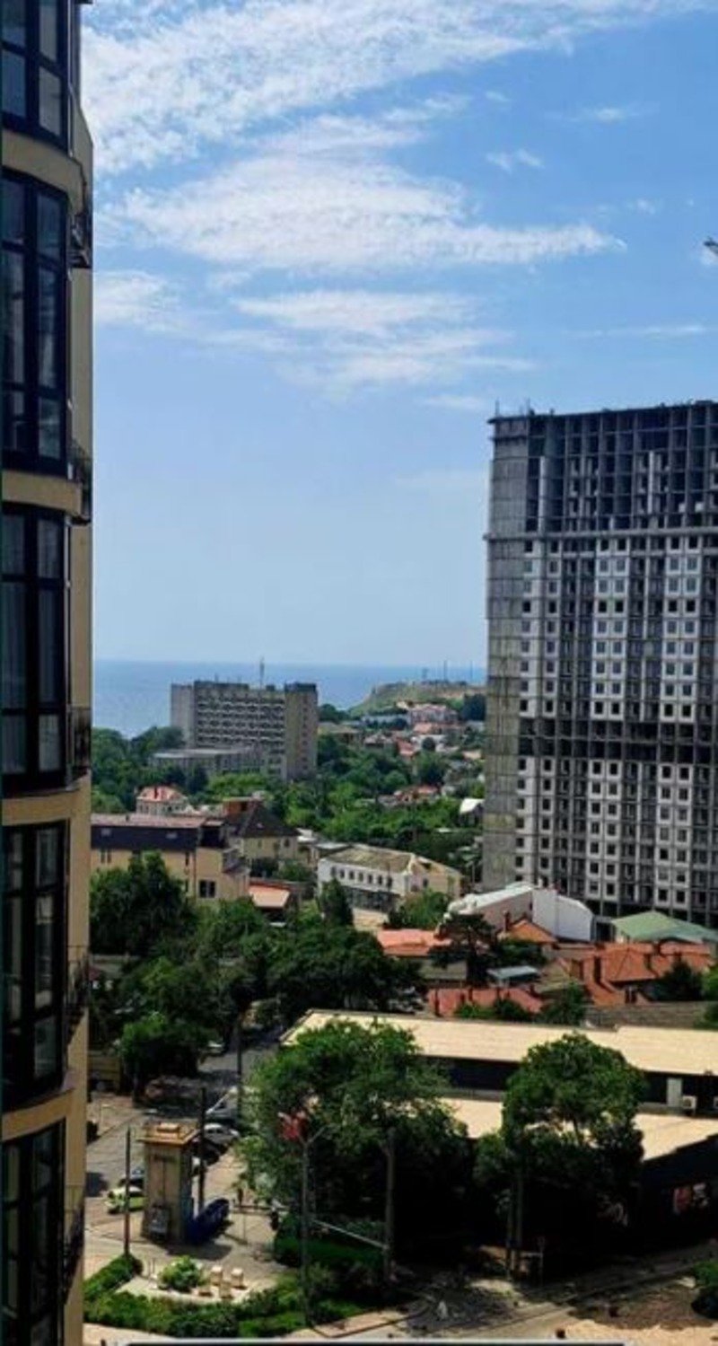 Квартира на вул. Фонтанская дорога (Киевский), 80 м², 70 000$ — FAKTOR