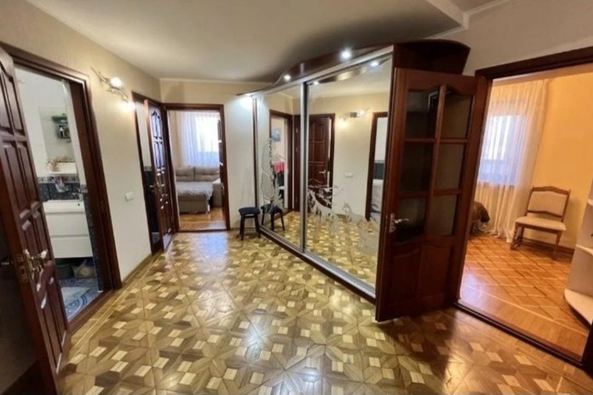 Квартира на ул. Вадатурского Алексея, 100 м², 99 000$ — FAKTOR