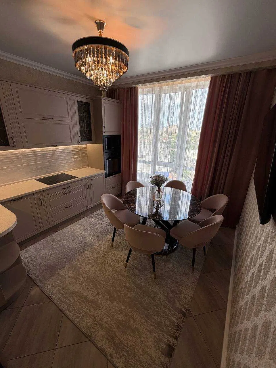 Квартира на ул. Толбухина, 65 м², 110 000$ — FAKTOR