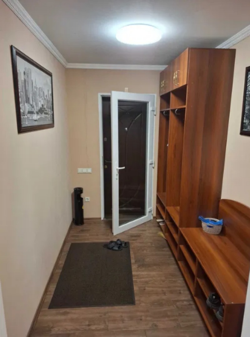 Квартира на вул. Космонавтов, 68 м², 75 000$ — FAKTOR