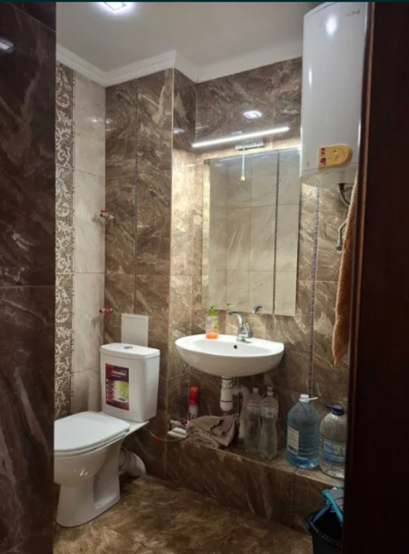 Квартира на вул. Космонавтов, 68 м², 75 000$ — FAKTOR
