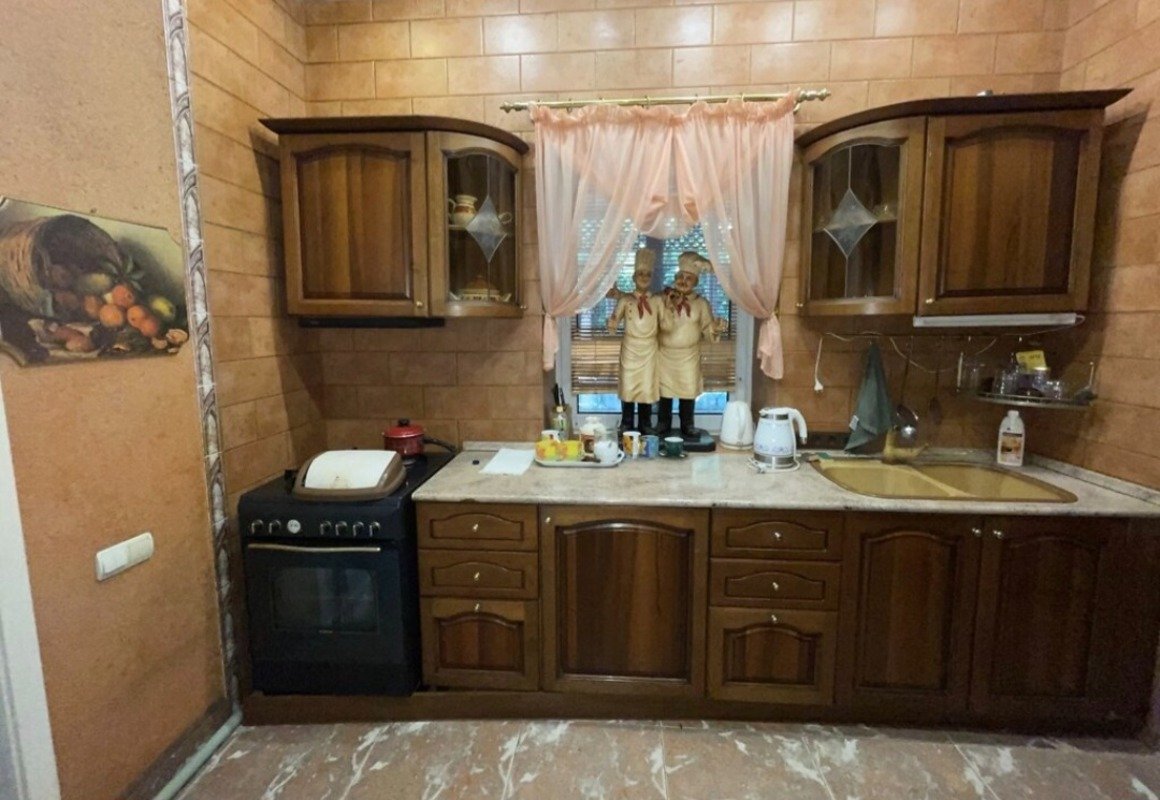Будинок на вул. Львовская, 475 м², 421 000$ — FAKTOR
