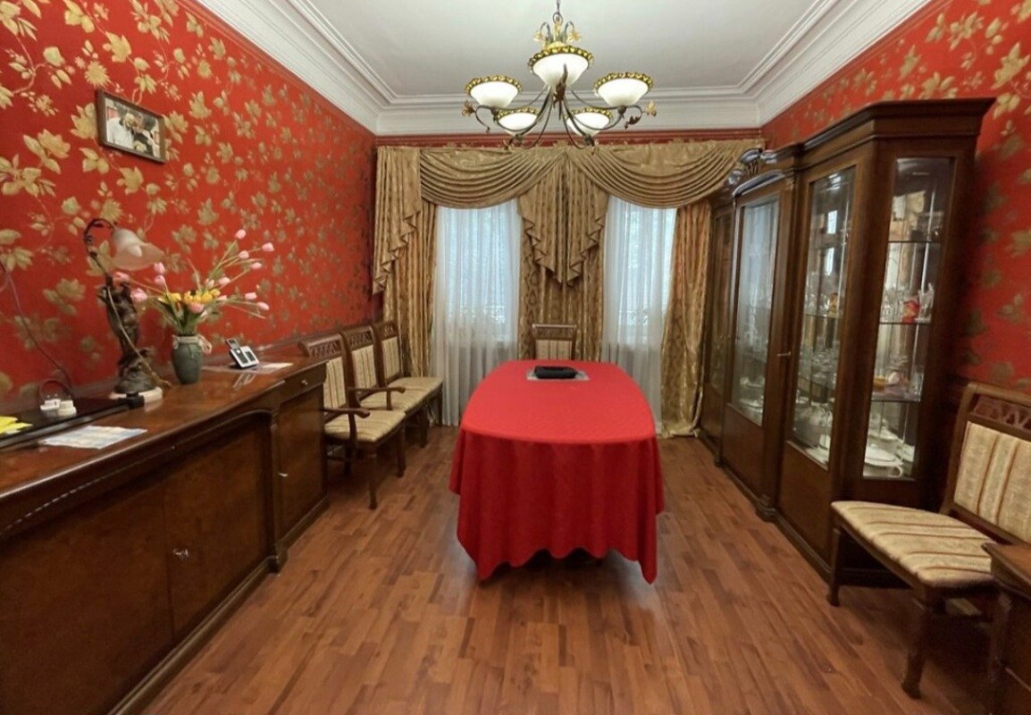 Будинок на вул. Львовская, 475 м², 421 000$ — FAKTOR