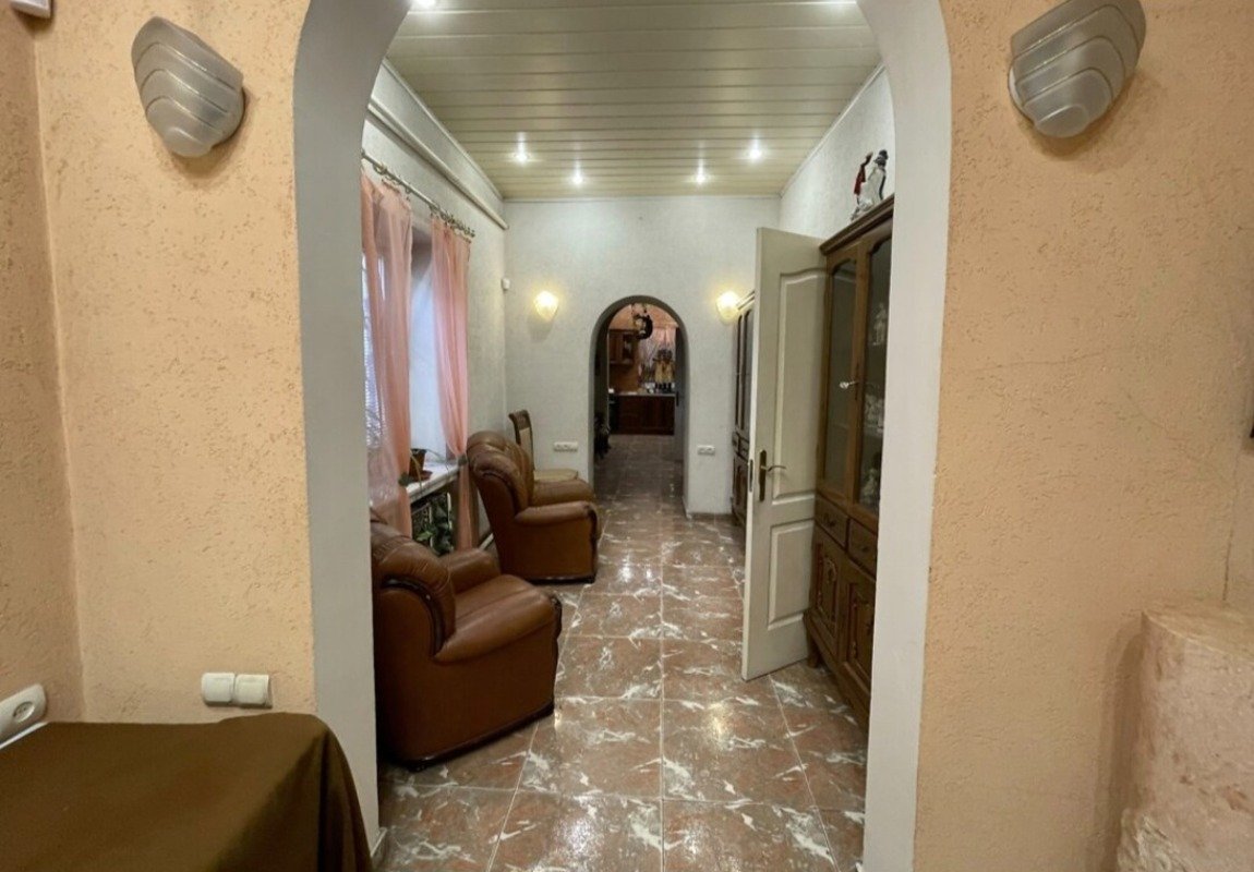 Будинок на вул. Львовская, 475 м², 421 000$ — FAKTOR