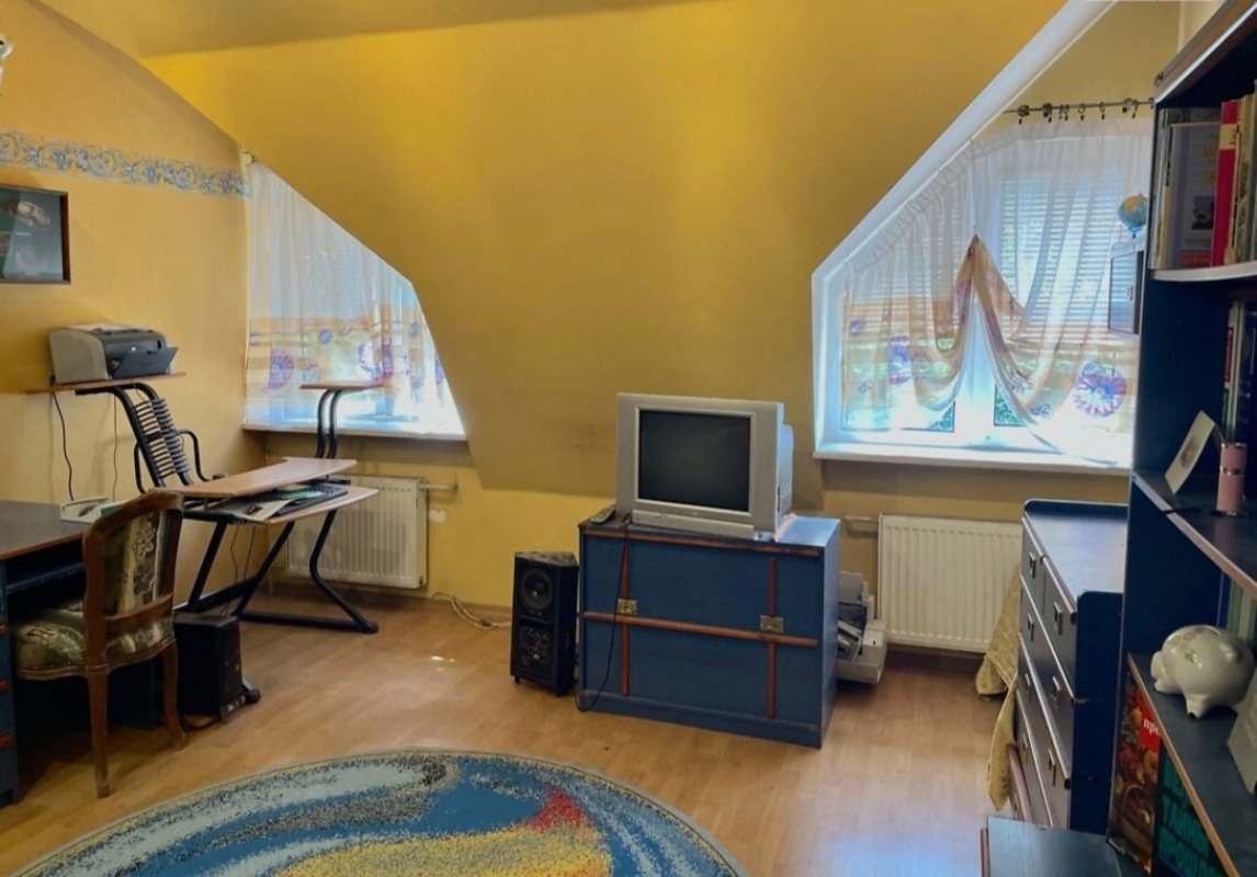 Будинок на вул. Львовская, 475 м², 421 000$ — FAKTOR