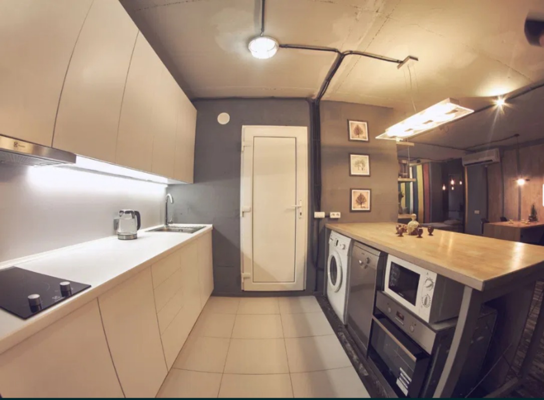 Комерційна нерухомість на вул. Гимназическая, 77 м², 80 000$ — FAKTOR
