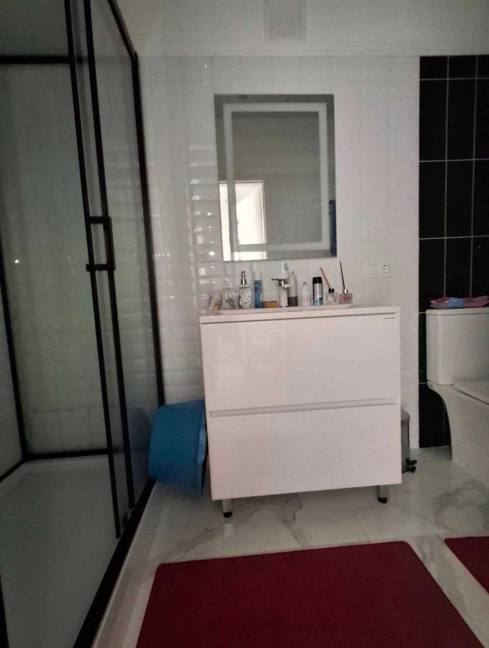 Квартира на ул. Независимости, 50 м², 50 000$ — FAKTOR