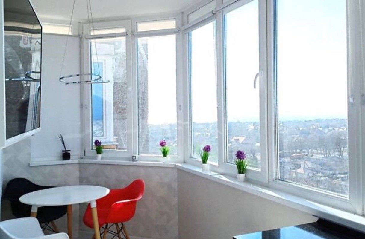 Квартира на ул. Независимости, 50 м², 50 000$ — FAKTOR