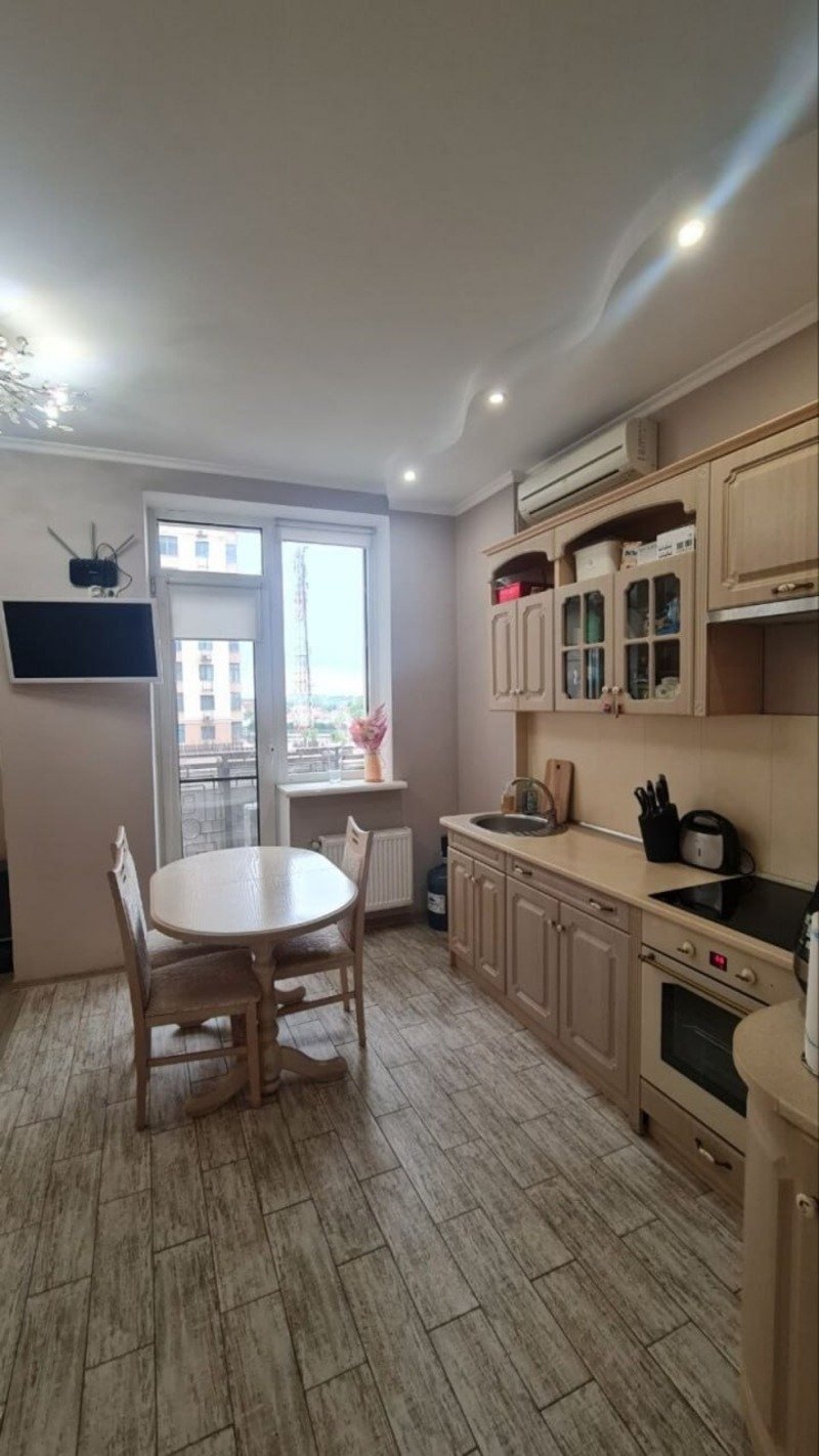 Квартира на вул. Жемчужная, 42 м², 55 000$ — FAKTOR