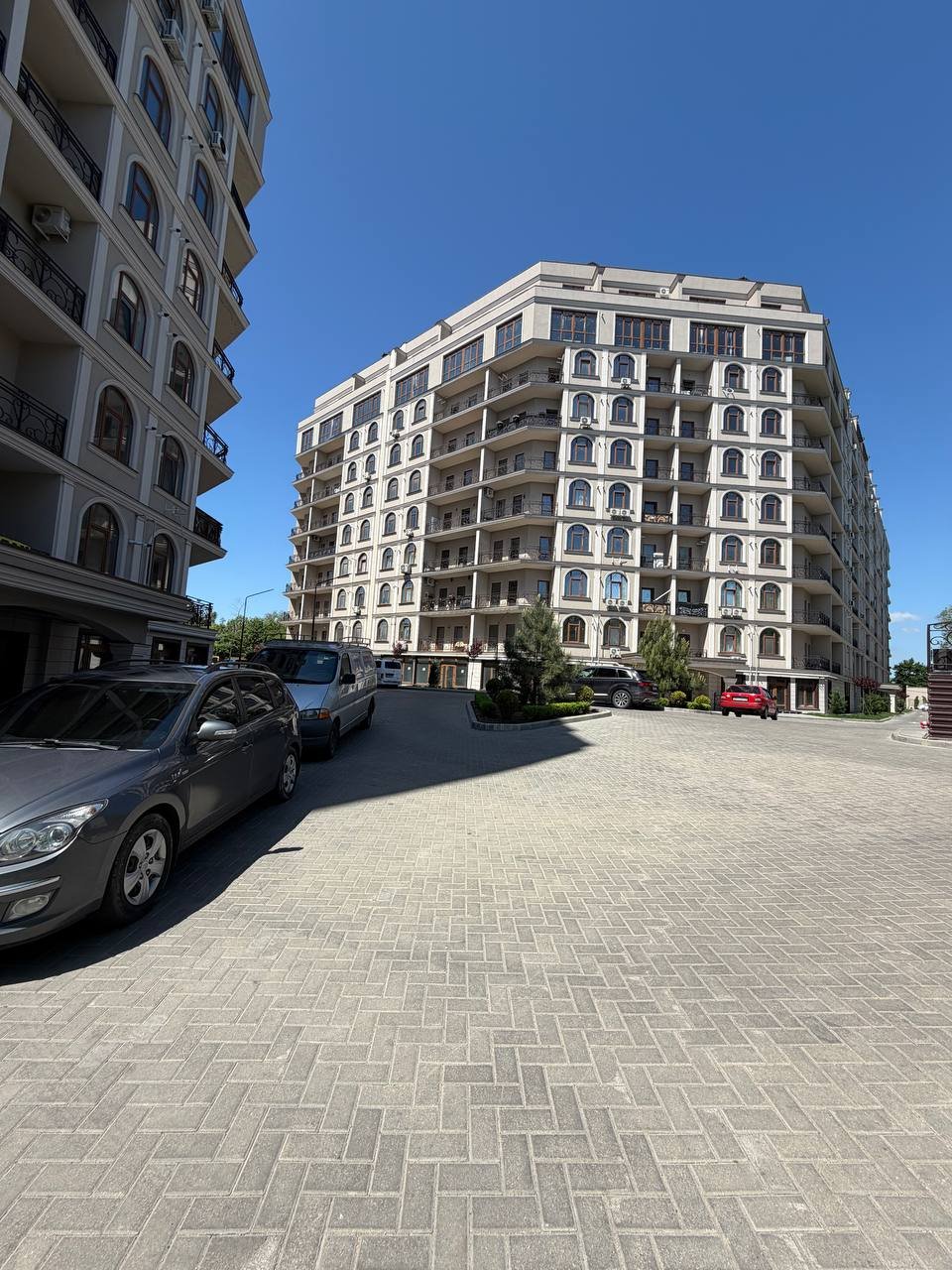 Квартира на вул. Дача Ковалевского, 97 м², 110 900$ — FAKTOR