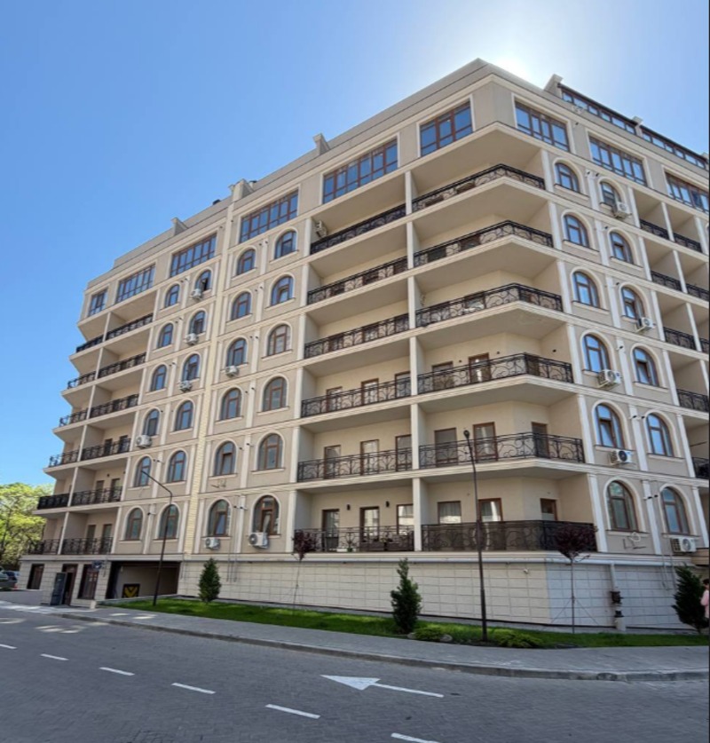 Квартира на вул. Дача Ковалевского, 97 м², 110 900$ — FAKTOR