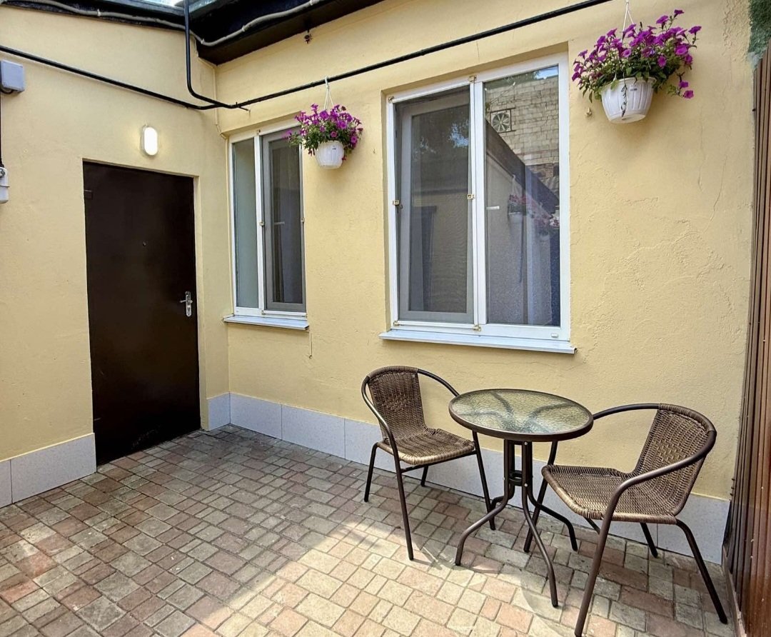 Квартира на вул. Богдана Хмельницкого, 45 м², 45 000$ — FAKTOR