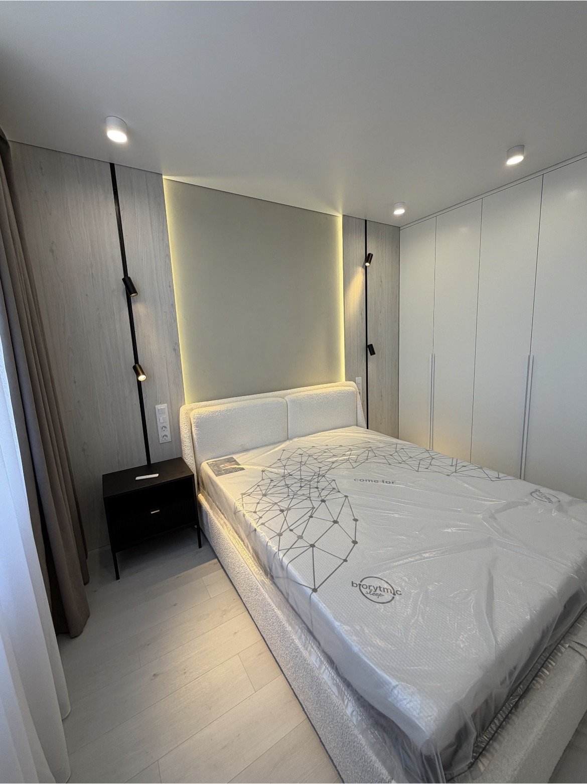 Квартира на вул. Жаботинского, 45 м², 90 000$ — FAKTOR