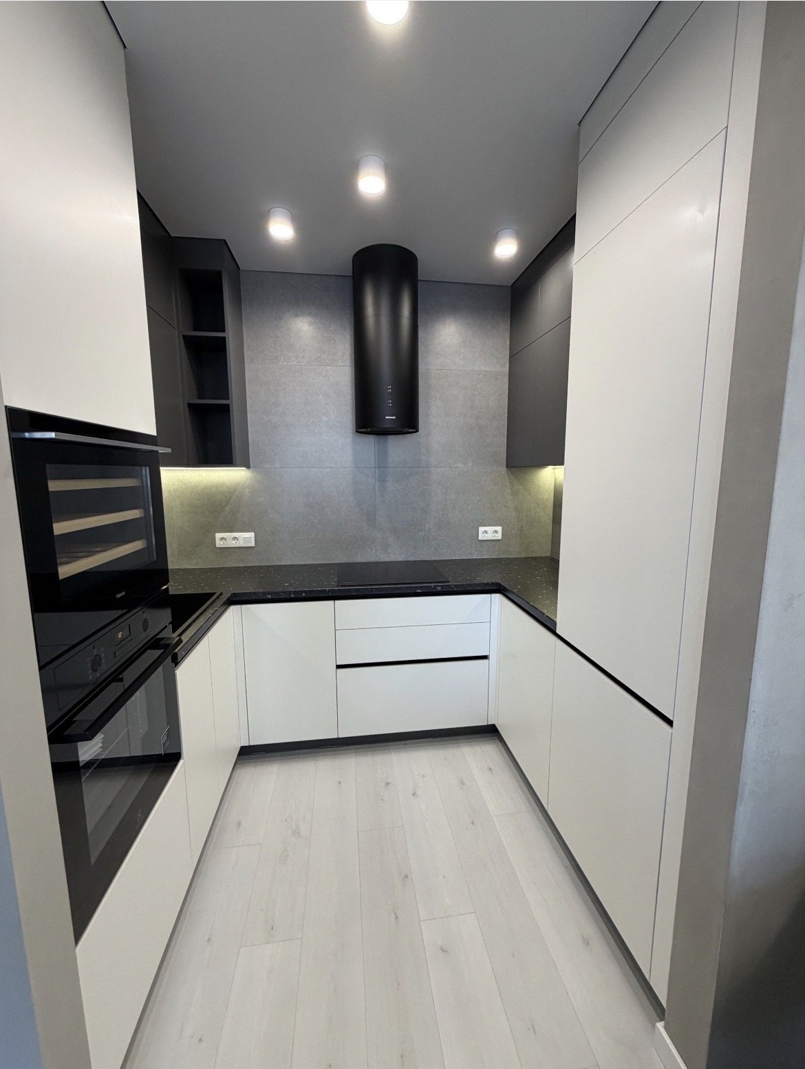 Квартира на вул. Жаботинского, 45 м², 90 000$ — FAKTOR