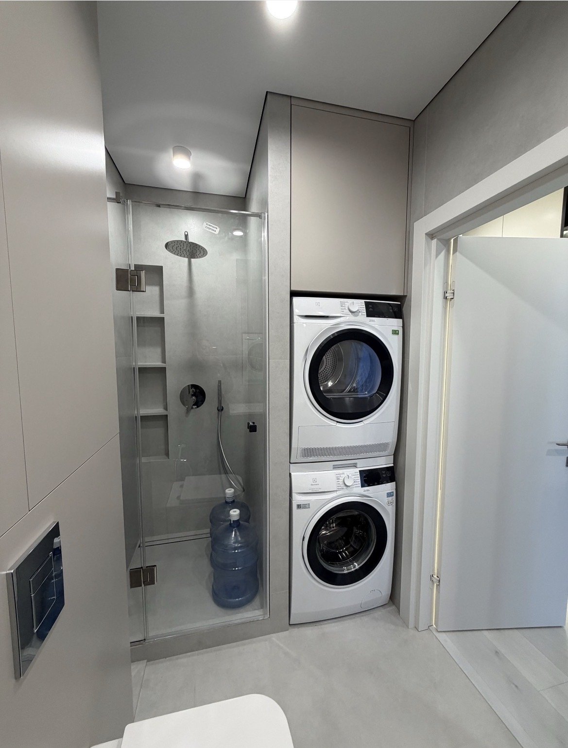 Квартира на вул. Жаботинского, 45 м², 90 000$ — FAKTOR