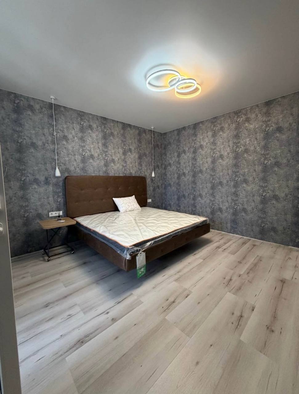 Квартира на вул. Костанди, 87 м², 120 000$ — FAKTOR