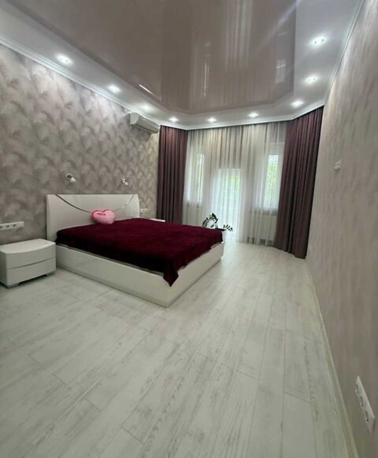 Будинок на вул. Толбухина, 211 м², 295 000$ — FAKTOR