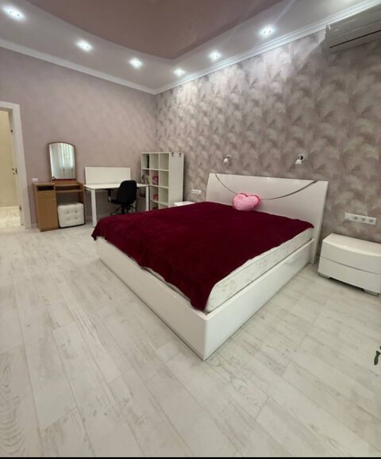 Будинок на вул. Толбухина, 211 м², 295 000$ — FAKTOR
