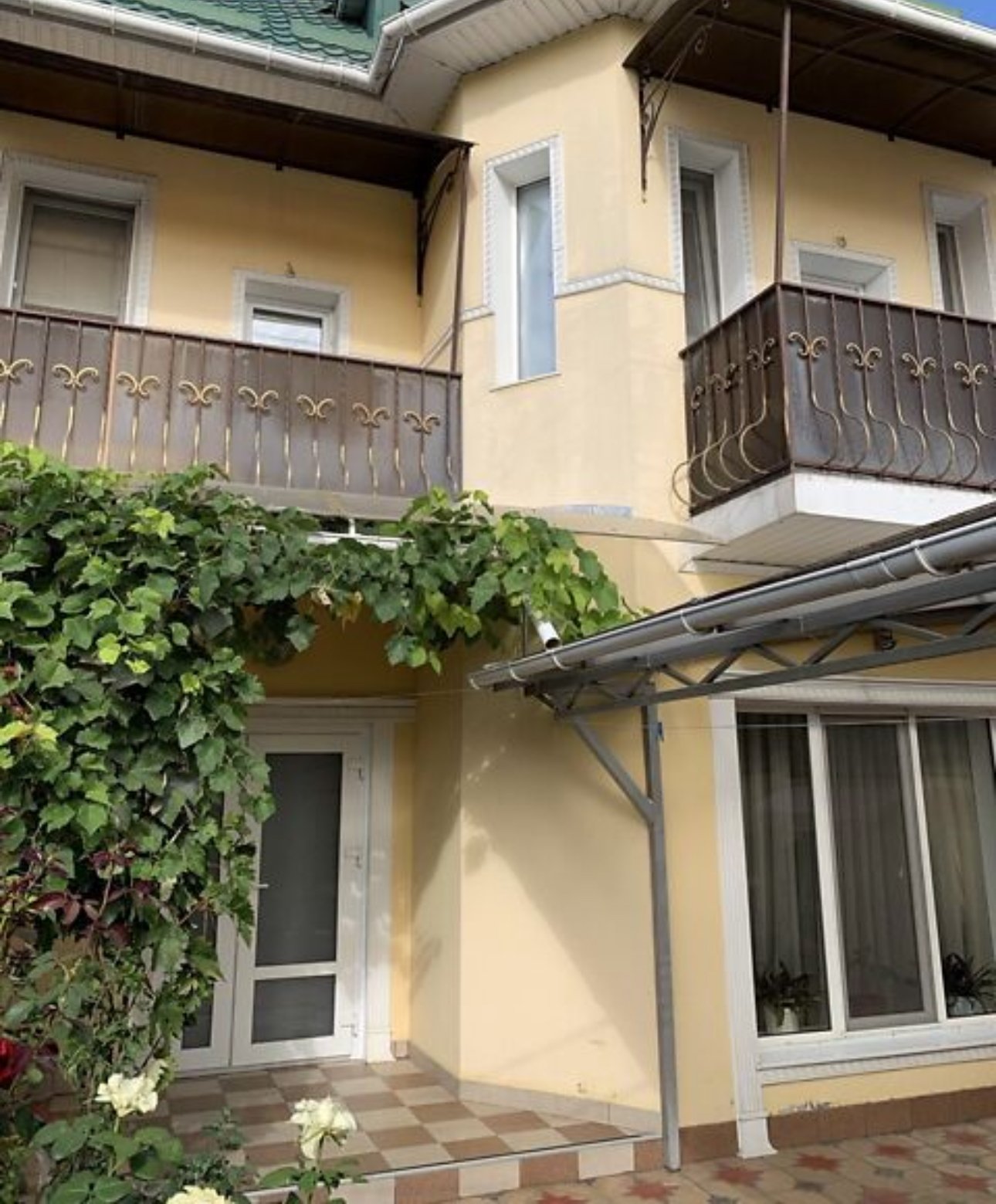 Будинок на вул. Толбухина, 211 м², 295 000$ — FAKTOR