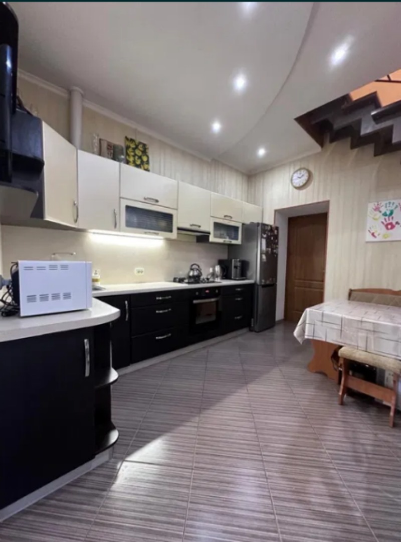 Квартира на вул. Головковская, 76 м², 89 000$ — FAKTOR
