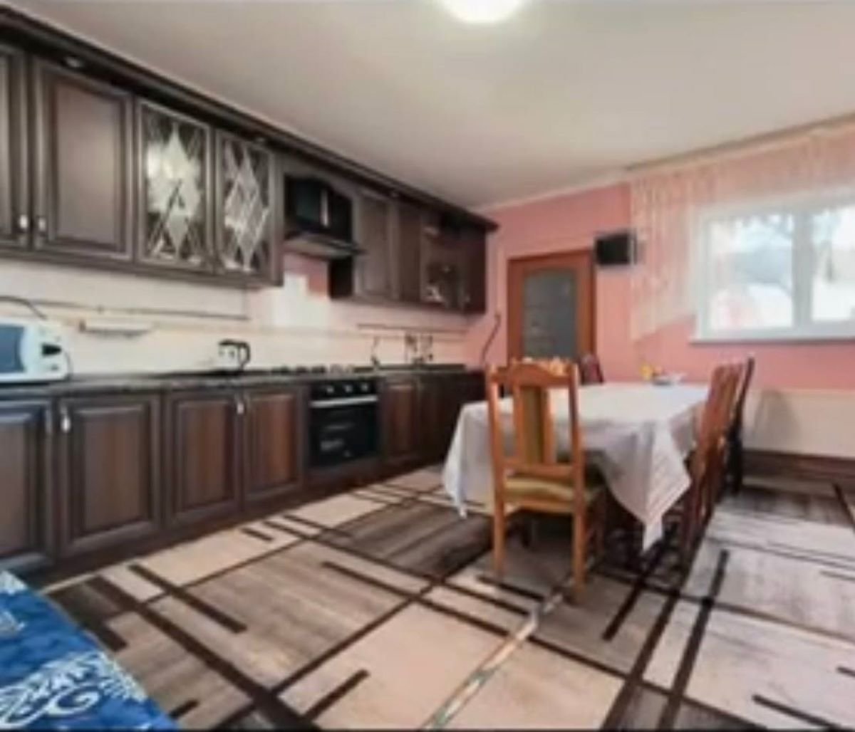 Дом на ул. Степана Разина, 201 м², 140 000$ — FAKTOR