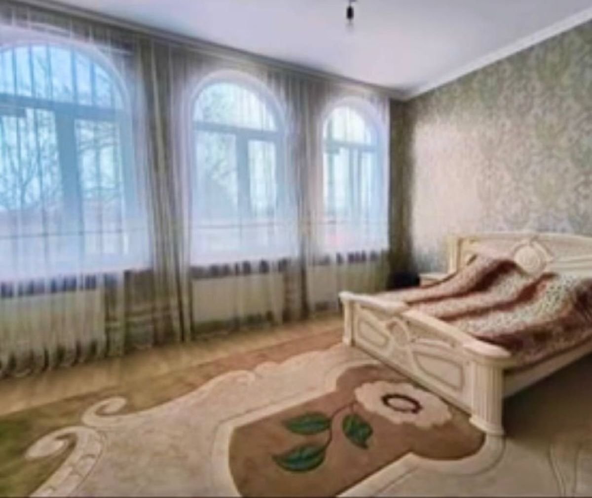 Дом на ул. Степана Разина, 201 м², 140 000$ — FAKTOR