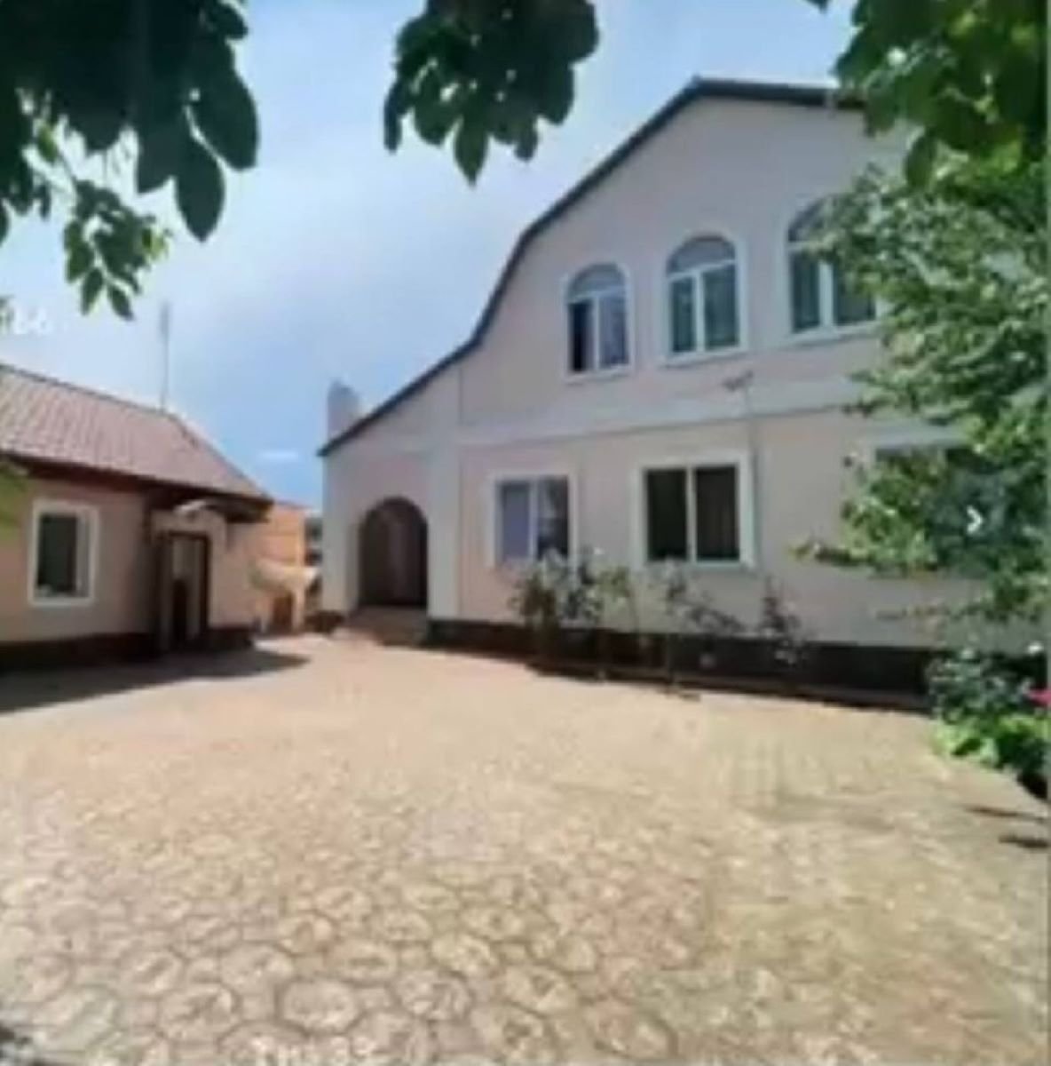 Будинок на вул. Степана Разина, 201 м², 140 000$ — FAKTOR