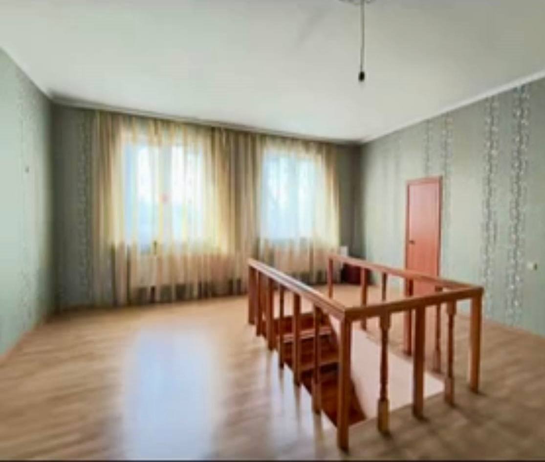 Дом на ул. Степана Разина, 201 м², 140 000$ — FAKTOR