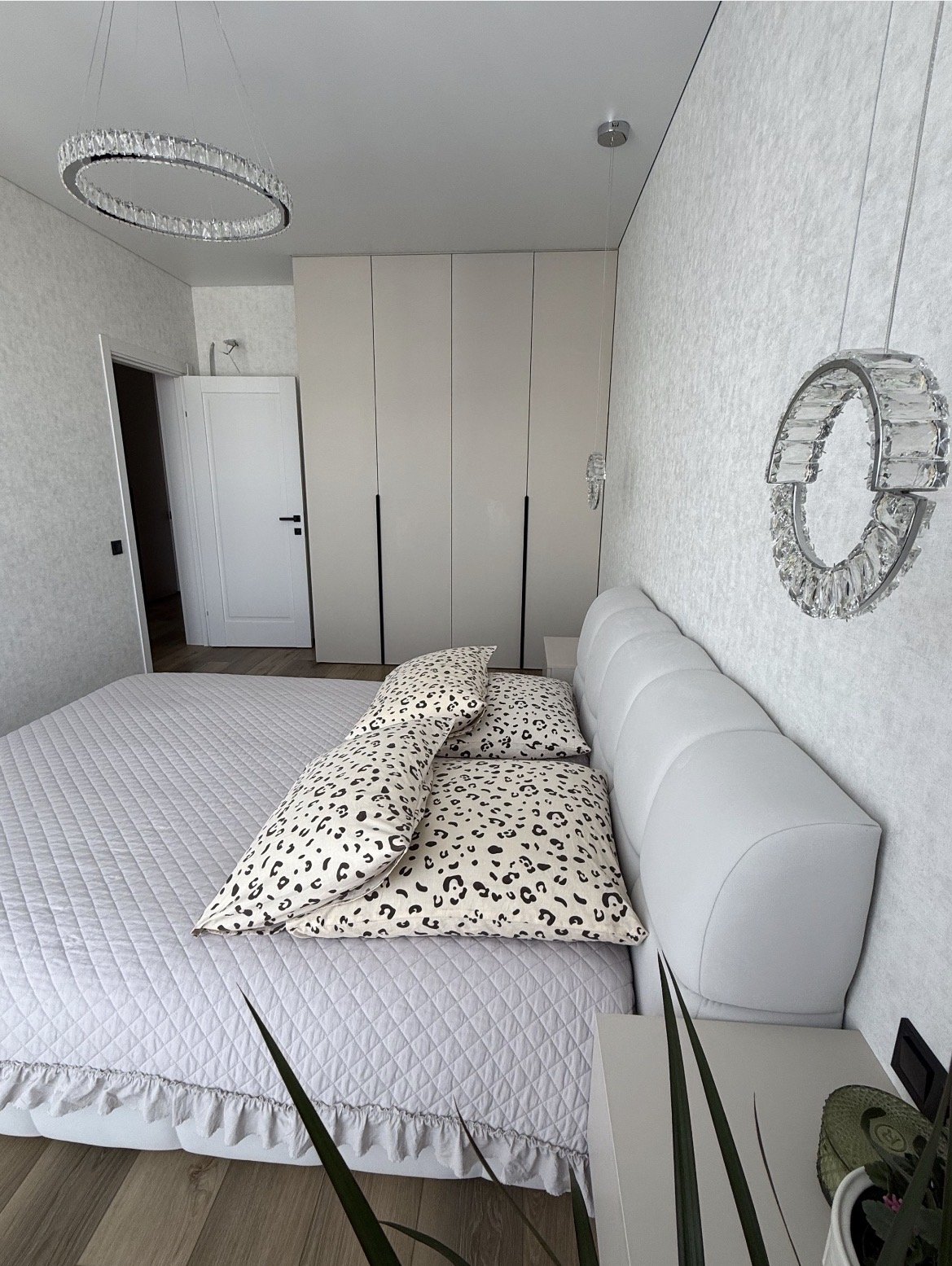 Квартира на вул. Варненская, 65 м², 120 000$ — FAKTOR