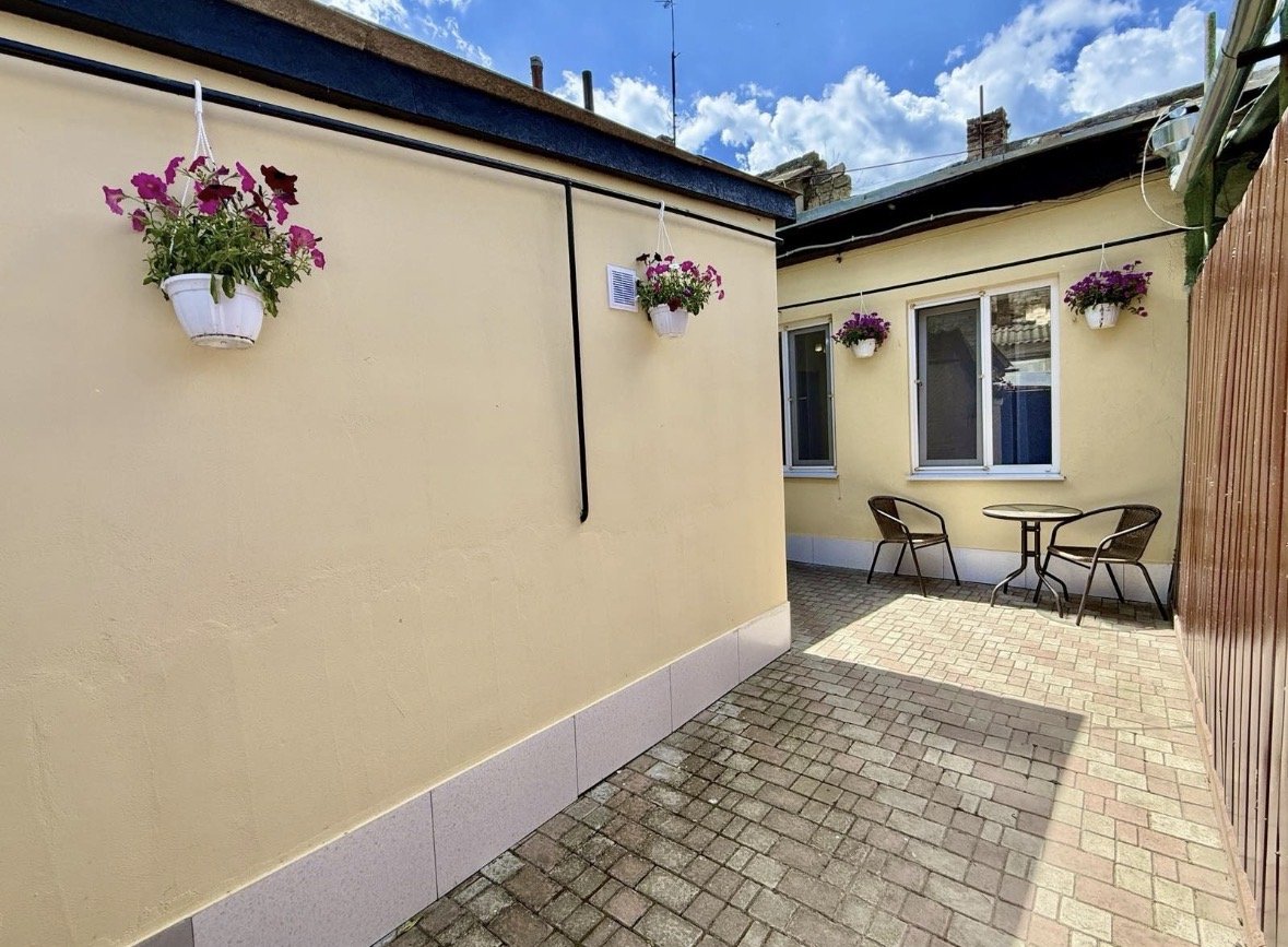 Квартира на вул. Богдана Хмельницкого, 45 м², 45 000$ — FAKTOR