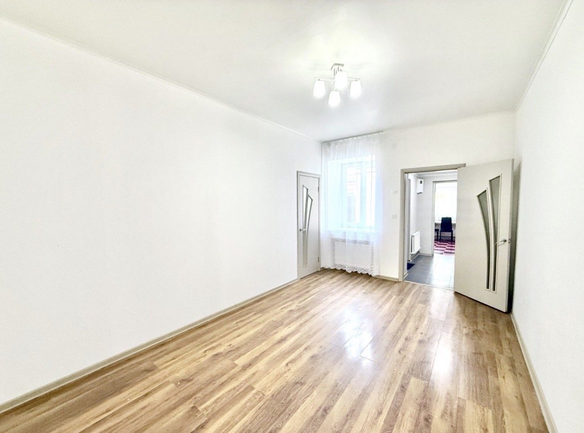 Квартира на вул. Богдана Хмельницкого, 45 м², 45 000$ — FAKTOR