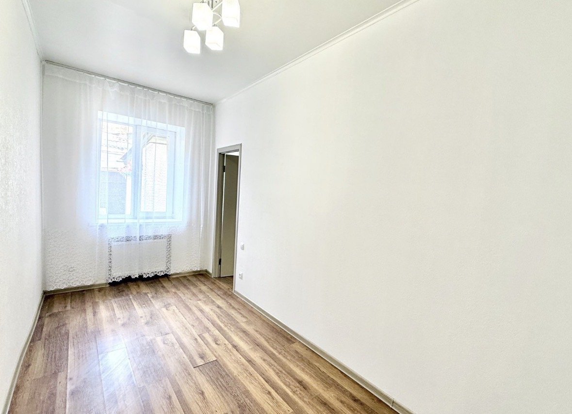 Квартира на вул. Богдана Хмельницкого, 45 м², 45 000$ — FAKTOR