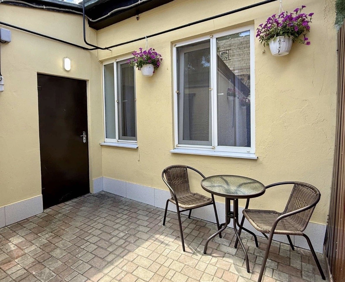 Квартира на вул. Богдана Хмельницкого, 45 м², 45 000$ — FAKTOR