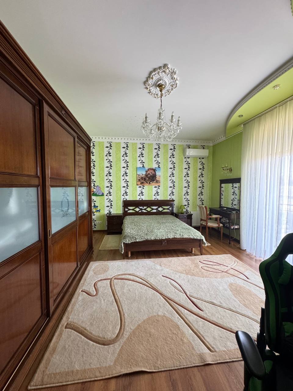 Будинок на вул. Равенства, 299 м², 470 000$ — FAKTOR