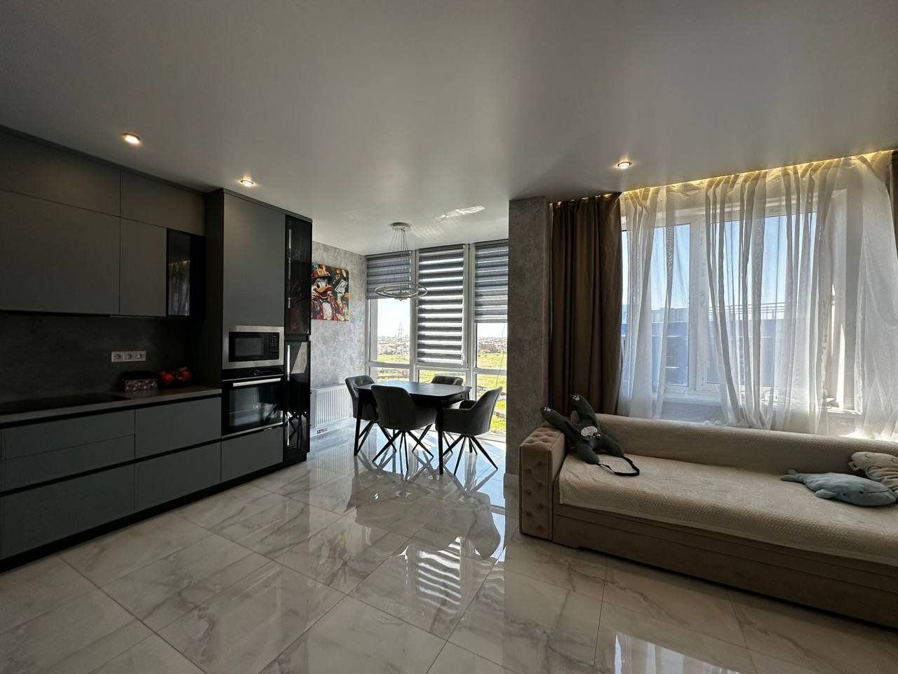 Квартира на вул. Гуляева Полковника проспект, 76 м², 115 000$ — FAKTOR