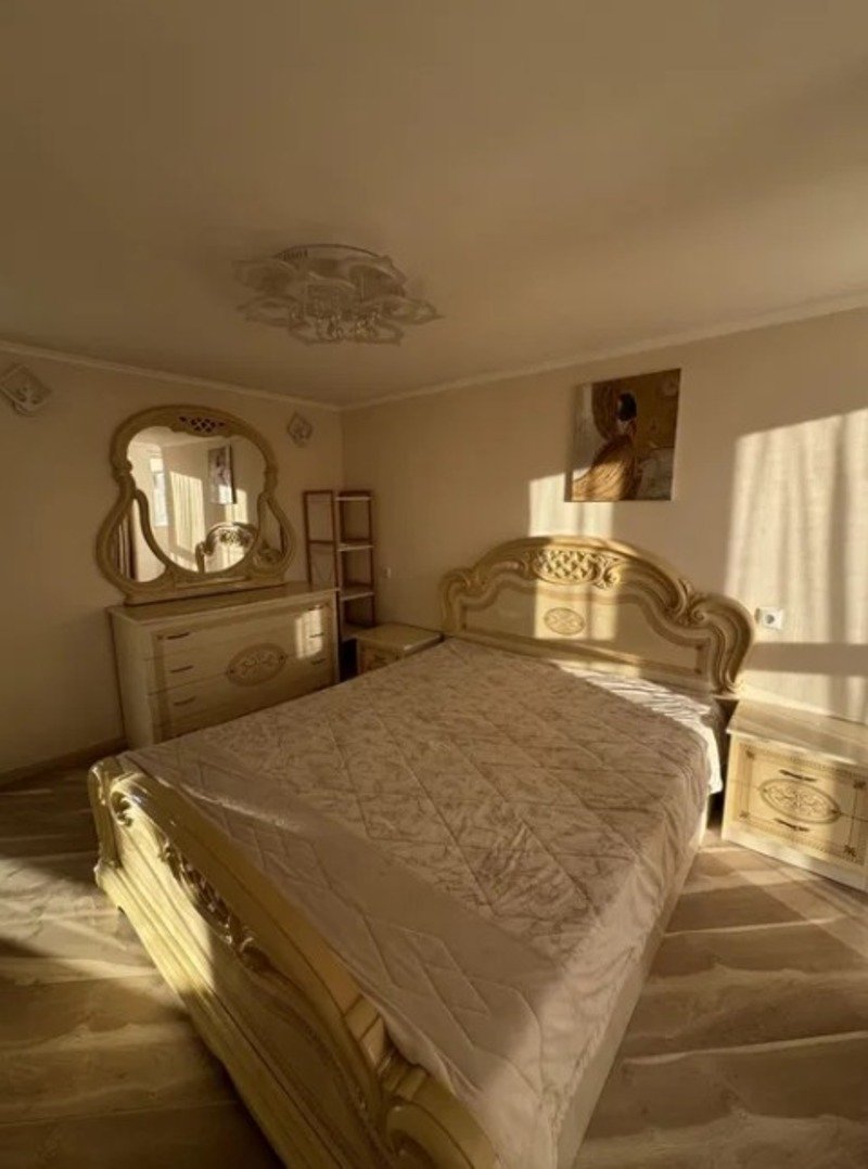 Квартира на вул. Разумовская, 60 м², 80 000$ — FAKTOR