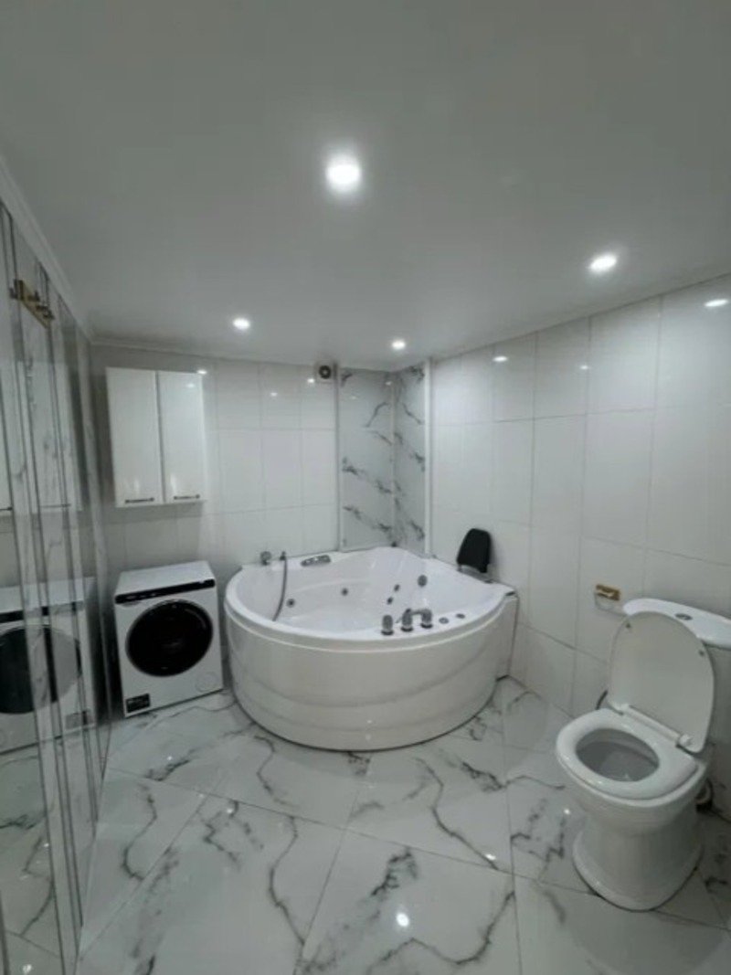 Квартира на вул. Разумовская, 60 м², 80 000$ — FAKTOR