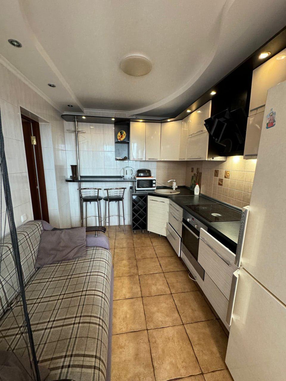 Квартира на вул. Небесной Сотни проспект, 38 м², 45 000$ — FAKTOR
